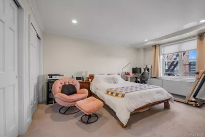 211-40 18 Avenue #4B, Flushing, NY 11360 - Photo 9