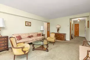 2 Fowler Ave, Lynbrook, NY 11563 - Photo 7