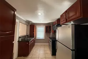 94-72 199th St, Hollis, NY 11423 - Photo 5