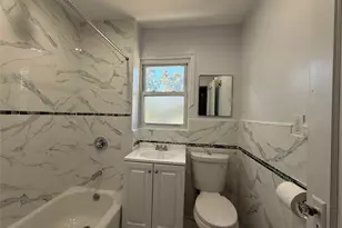 94-72 199th St, Hollis, NY 11423 - Photo 7