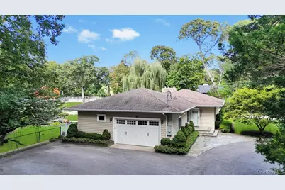 109 Oakside Drive, Smithtown, NY 11787 - Photo 1