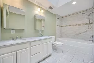 109 Oakside Dr, Smithtown, NY 11787 - Photo 23