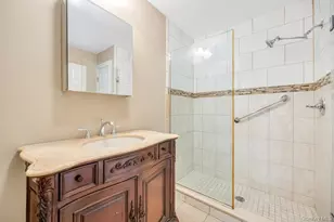 109 Oakside Dr, Smithtown, NY 11787 - Photo 25