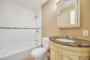 109 Oakside Dr, Smithtown, NY 11787 - Photo 19