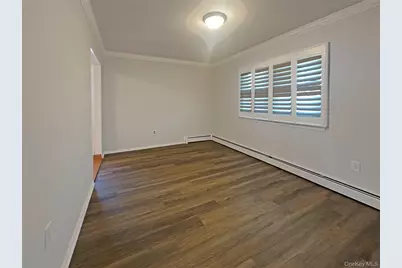 371 Pennsylvania Avenue, Mineola, NY 11501 - Photo 3