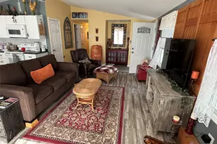 53 Village Cir S, Manorville, NY 11949 - Photo 5