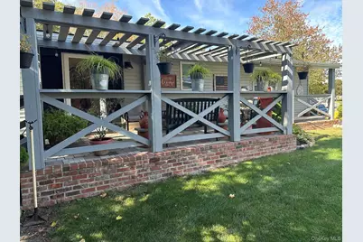 53 Village Circle S, Manorville, NY 11949 - Photo 13