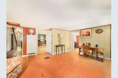 19 Oakland Valley Road, Cuddebackville, NY 12729 - Photo 9