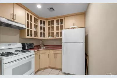 8810 70th Road, Forest Hills, NY 11375 - Photo 5