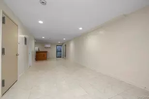 88-10 70th Rd, Forest Hills, NY 11375 - Photo 13