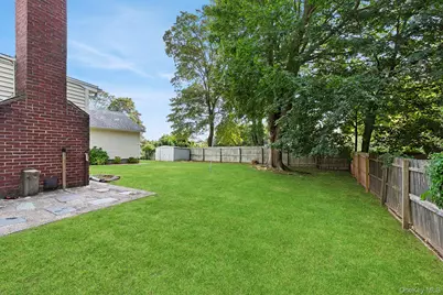 1645 Ruth Road, Mattituck, NY 11952 - Photo 13