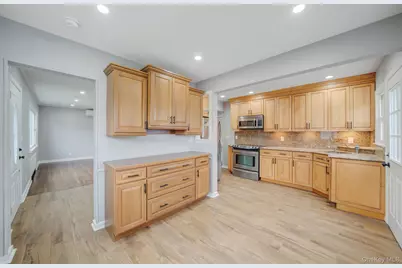 3862 Clark Street, Seaford, NY 11783 - Photo 7