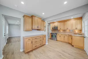 3862 Clark St, Seaford, NY 11783 - Photo 7