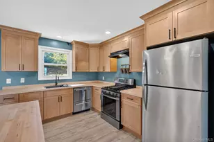 1 Philmore Dr, Poughkeepsie, NY 12603 - Photo 15