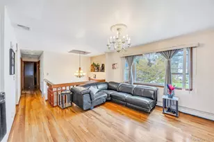 194 Cranford Blvd, Mastic, NY 11950 - Photo 3
