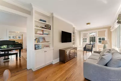 5 Greenfield Avenue, Bronxville, NY 10708 - Photo 5