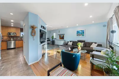 902 Dean Avenue, Bronx, NY 10465 - Photo 7