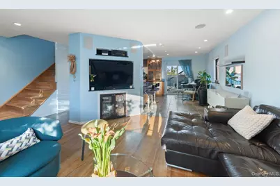 902 Dean Avenue, Bronx, NY 10465 - Photo 11