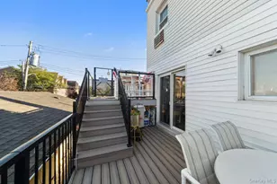 902 Dean Ave, Bronx, NY 10465 - Photo 27