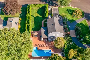 31 Dillon Dr, Dix Hills, NY 11746 - Photo 41