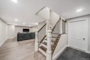 31 Dillon Dr, Dix Hills, NY 11746 - Photo 33