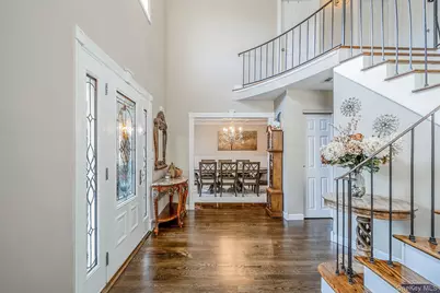 31 Dillon Drive, Dix Hills, NY 11746 - Photo 7