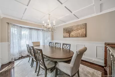 31 Dillon Drive, Dix Hills, NY 11746 - Photo 9