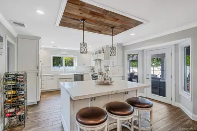 31 Dillon Drive, Dix Hills, NY 11746 - Photo 11