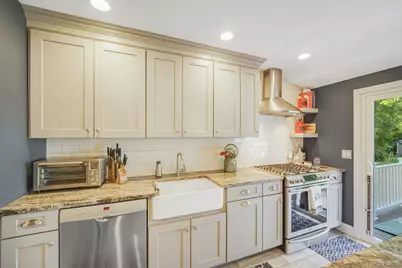 55 Lolly Lane W, Centereach, NY 11720 - Photo 11