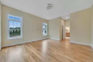 64 Blydenburgh Rd, Centereach, NY 11720 - Photo 17