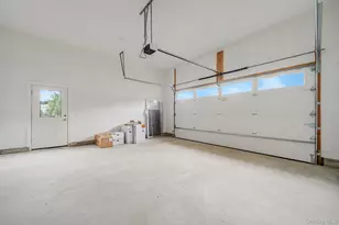 64 Blydenburgh Rd, Centereach, NY 11720 - Photo 23