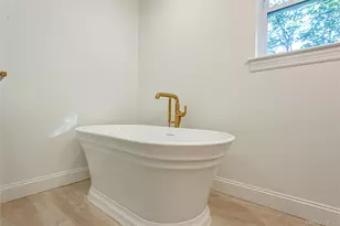 64 Blydenburgh Rd, Centereach, NY 11720 - Photo 39