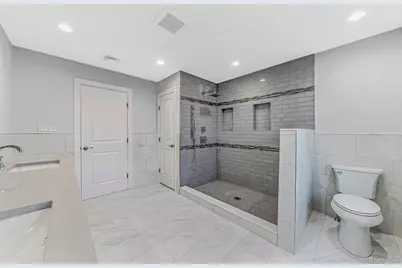 Nc 12 Landing Lane, East Quogue, NY 11942 - Photo 15