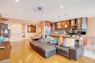 2800 Coyle #622, Brooklyn, NY 11235 - Photo 13