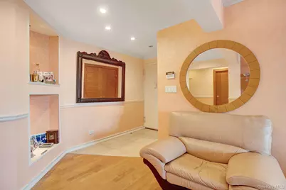 2800 Coyle #622, Brooklyn, NY 11235 - Photo 21