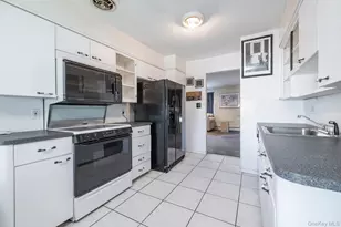 3487 Anchor Pl, Oceanside, NY 11572 - Photo 7