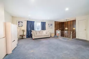 3487 Anchor Pl, Oceanside, NY 11572 - Photo 3