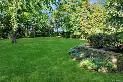 770 Meadow Lane, Mattituck, NY 11952 - Photo 5