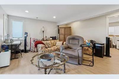 12 Wesleyan Road, Commack, NY 11725 - Photo 21