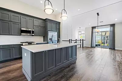 295 Silver Timber Drive, Yaphank, NY 11980 - Photo 7