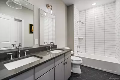 295 Silver Timber Drive, Yaphank, NY 11980 - Photo 19