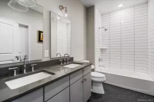 295 Silver Timber Dr, Yaphank, NY 11980 - Photo 19