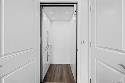 295 Silver Timber Drive, Yaphank, NY 11980 - Photo 17