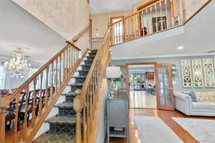 28 Mosshill Pl, Stony Brook, NY 11790 - Photo 3