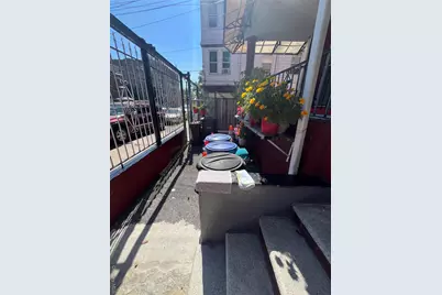 3935 Barnes Avenue, Bronx, NY 10466 - Photo 9