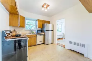 50-15 199th St, Fresh Meadows, NY 11365 - Photo 13