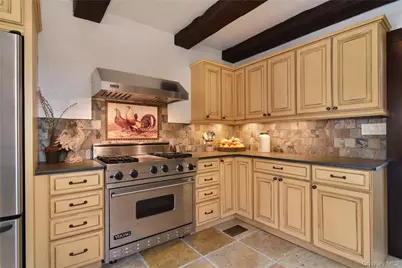 169 Kneeland Avenue, Yonkers, NY 10705 - Photo 21