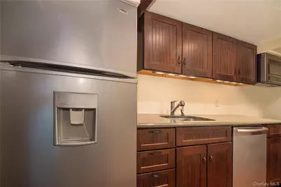 169 Kneeland Avenue, Yonkers, NY 10705 - Photo 43