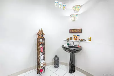 271 Bread and Cheese Hollow Road, Northport, NY 11768 - Photo 13