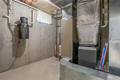 16 Avalon Court, Hopewell Junction, NY 12533 - Photo 35